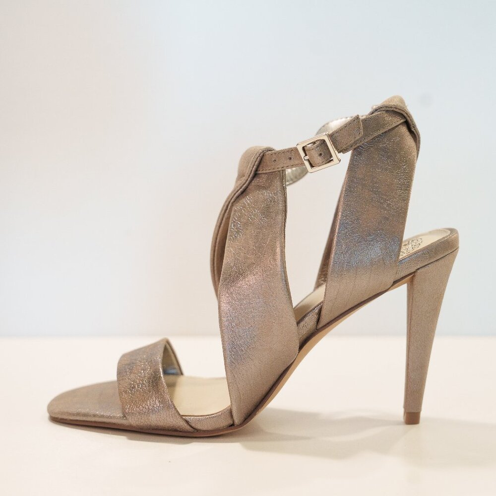 Vince Camuto Kalintie Sandals NWT 6.5